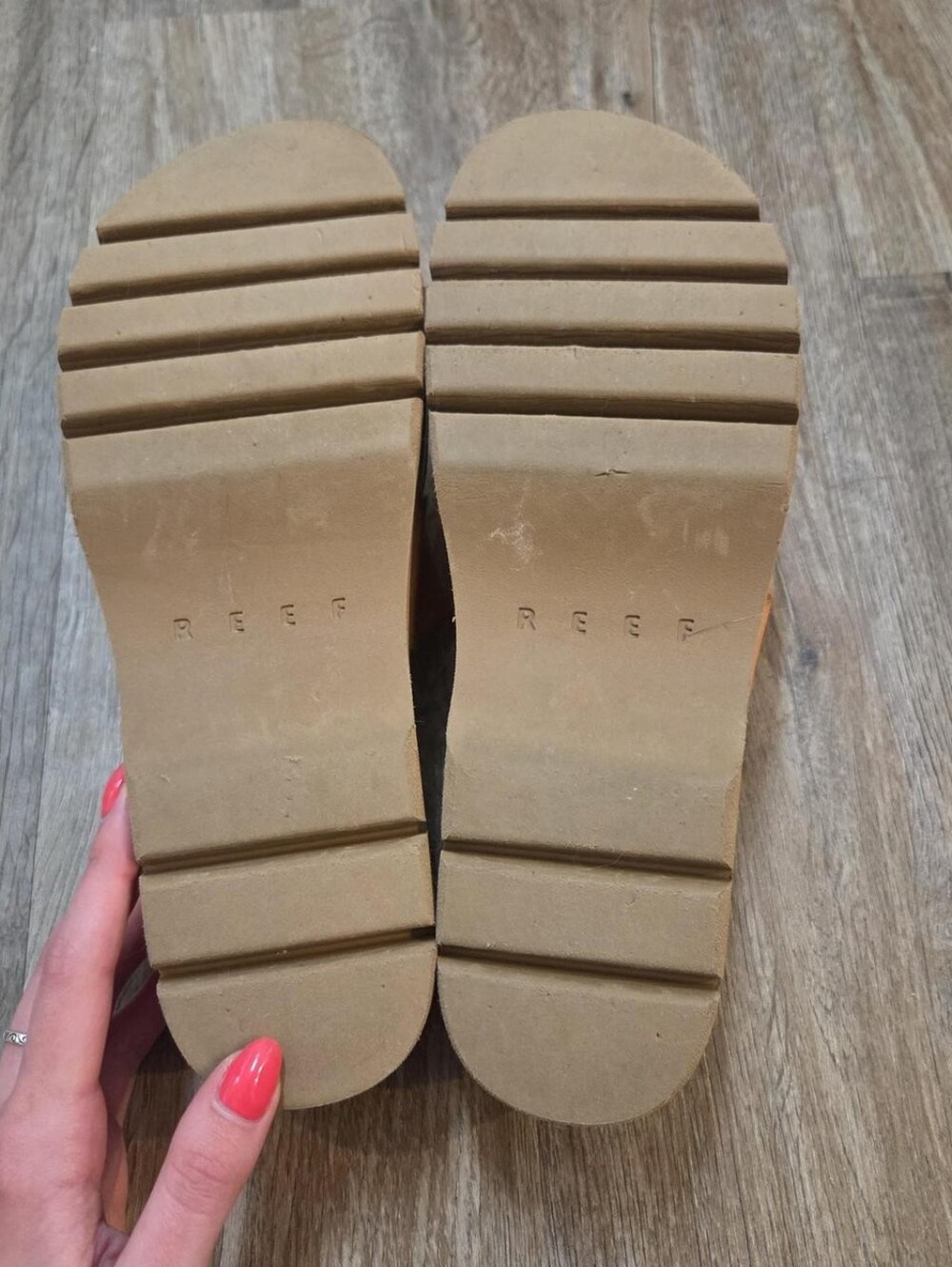 Reef Women's Cushion Vista Higher sandals color Natural Size 9 - Picture 5 of 5